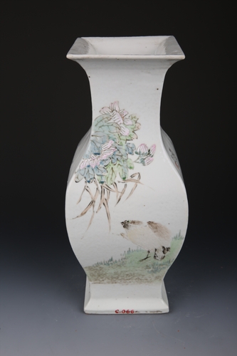 中国　民国　江西瓷業公司　粉彩　漢詩山水文　四方筆洗　N　R2116 中国 民国 江西瓷業公司 粉彩 漢詩山水文 四方筆洗 N R2116 工芸品