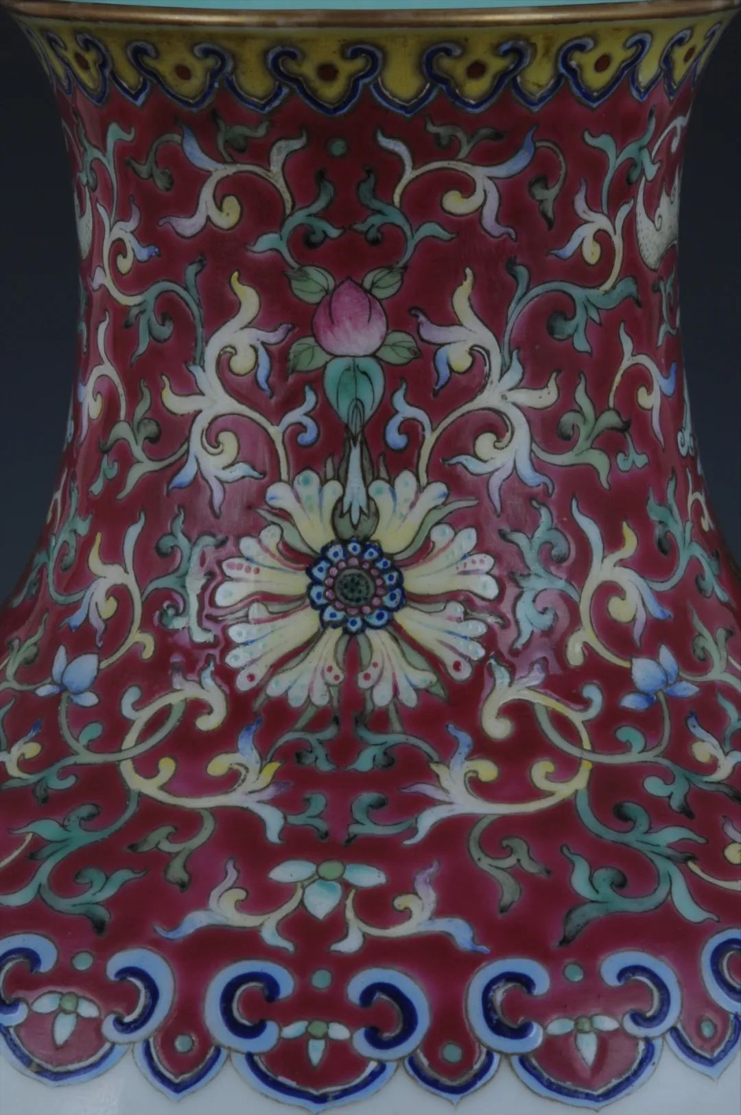 高良】中国美術 粉彩 寶尽文瓶 古玩 AIKE