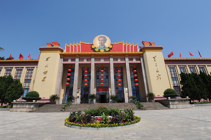 安源路矿工人运动纪念馆陈列大楼外景.JPG